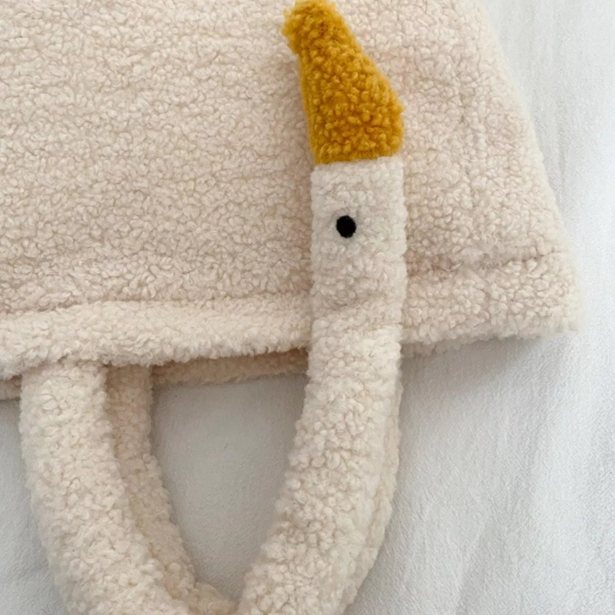 Swan-shaped plush mini handbag