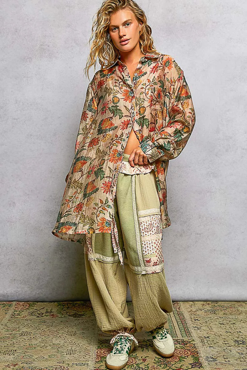 Boho floral button-down shirt with relaxed fit and vintage-inspired print