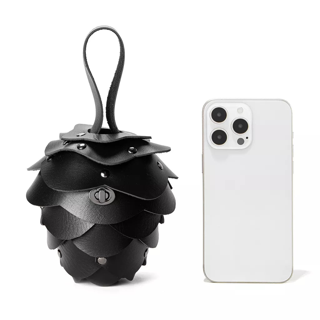 Whimsical acorn-shaped mini coin purse made from PU leather with layered design
