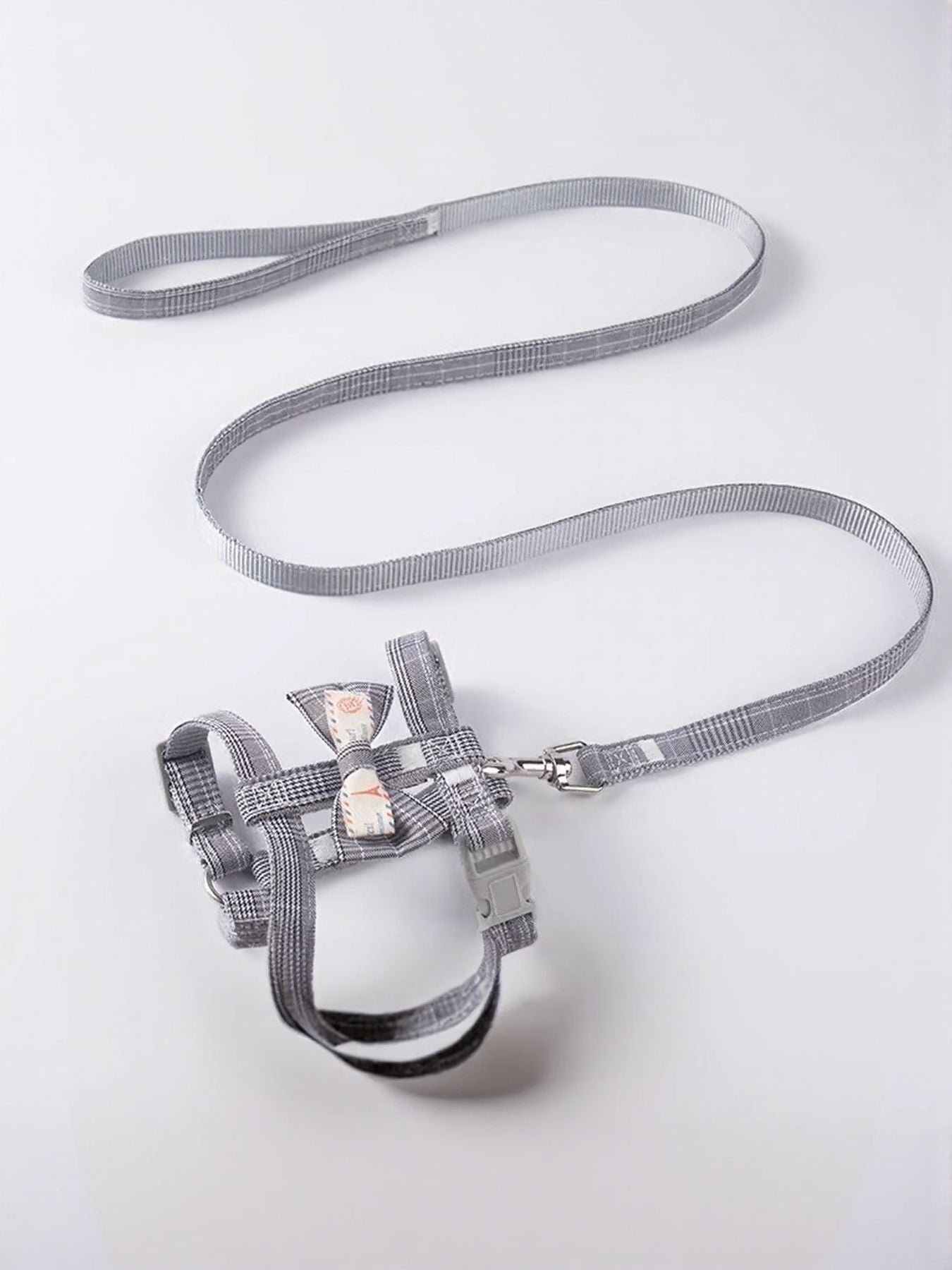 Adjustable floral cat harness and leash set for cats
