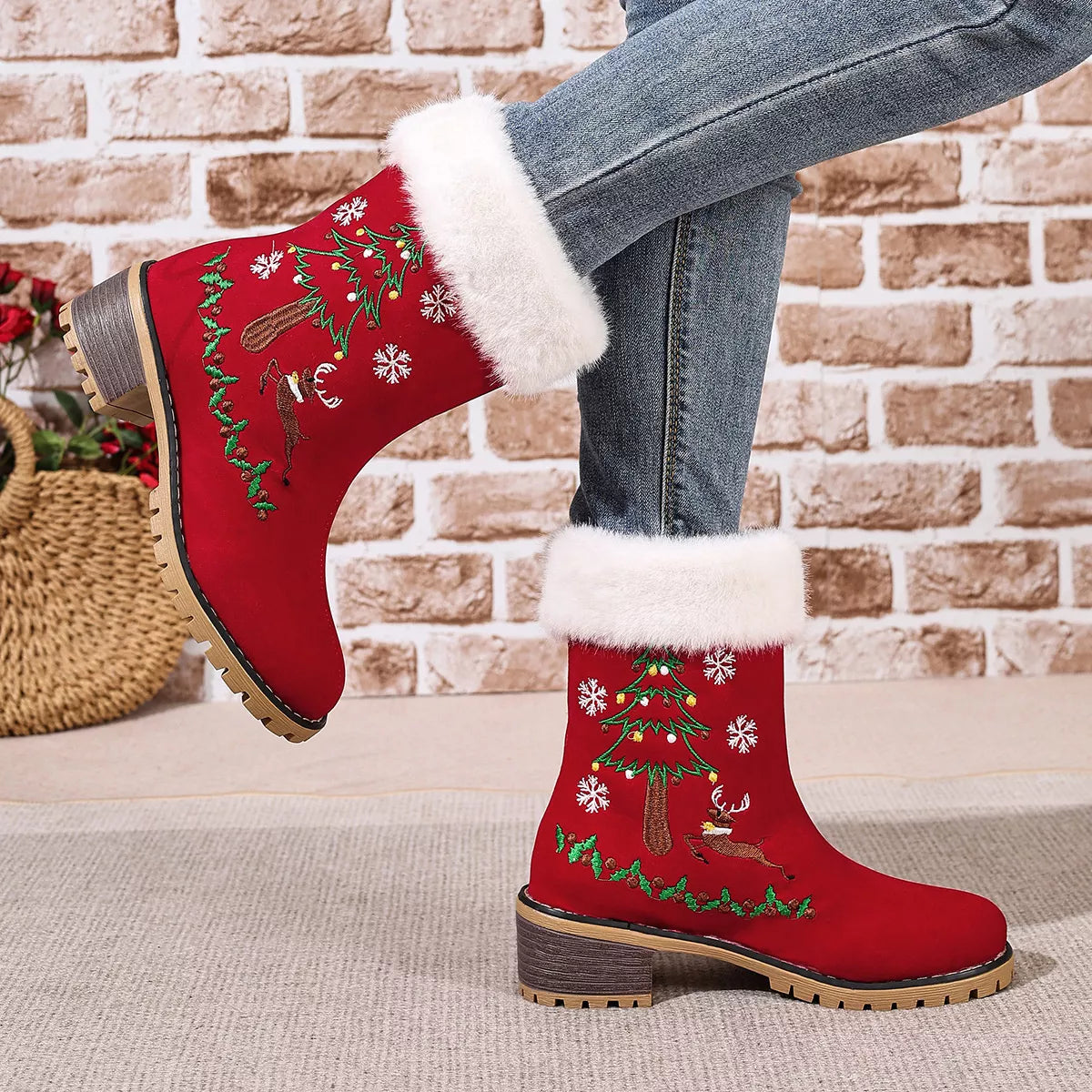 Merry_Reindeer_Embroidered_Christmas_Fur-Lined_Boots-2