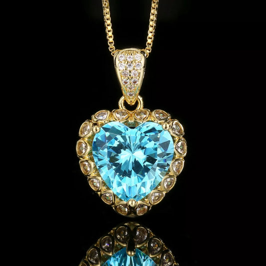 Heart-shaped blue zircon necklace with gold-plated halo and sparkling details