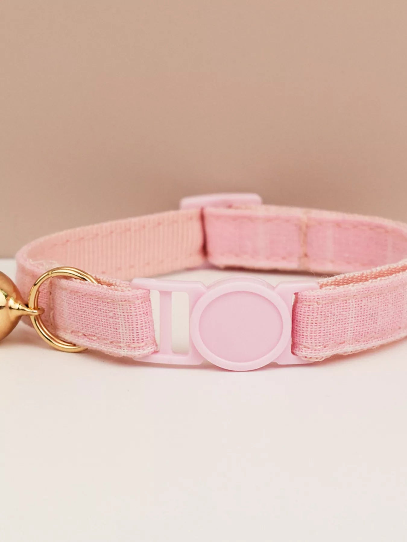 Adjustable cat collar with decorative bow tie in multiple colors