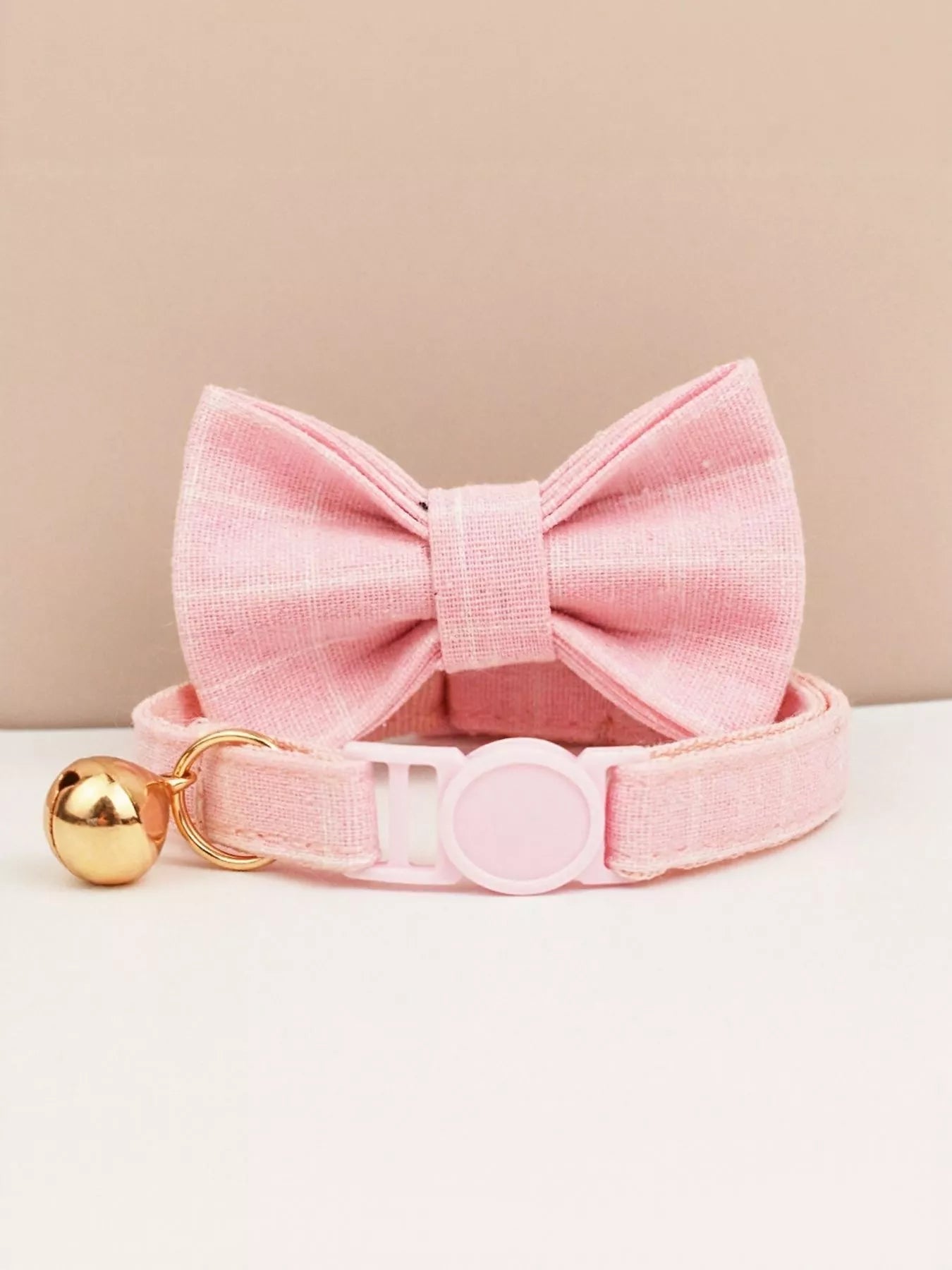 Adjustable cat collar with decorative bow tie in multiple colors
