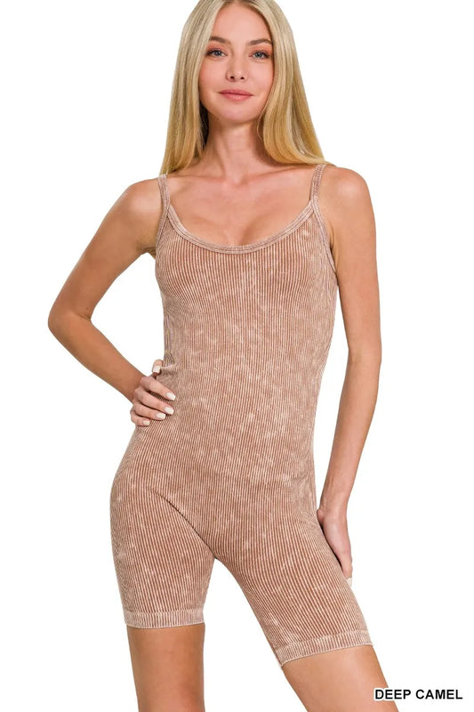 Stone-washed ribbed seamless fitted romper with stretchy one-piece silhouette