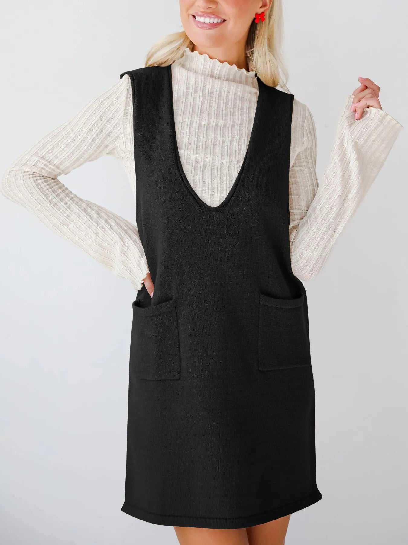 Everyday Muse Pocket Dress in black – sleeveless knit dress with side pockets from A Whimsical Affair.