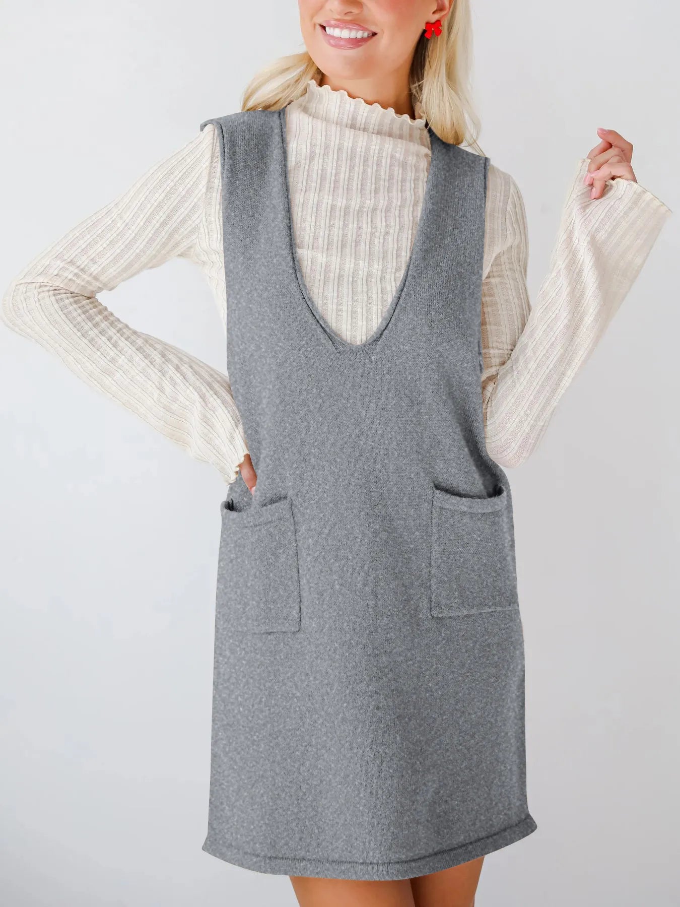 Everyday Muse Pocket Dress in grey – sleeveless knit dress with side pockets from A Whimsical Affair.