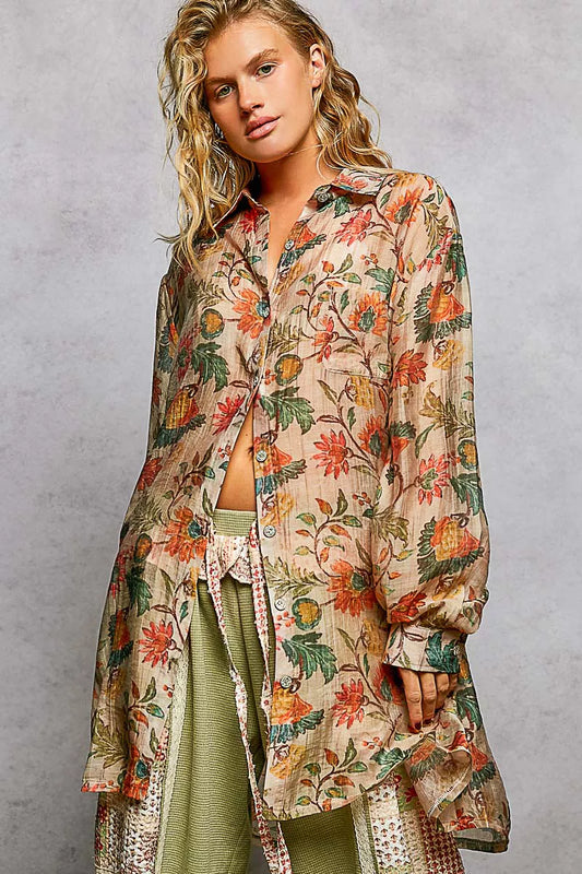 Boho floral button-down shirt with relaxed fit and vintage-inspired print