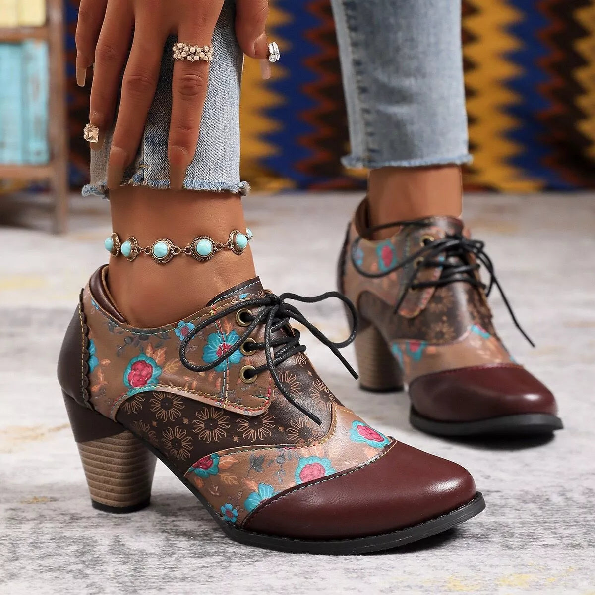 Floral lace-up mid heel women’s shoes with vintage-inspired pattern design