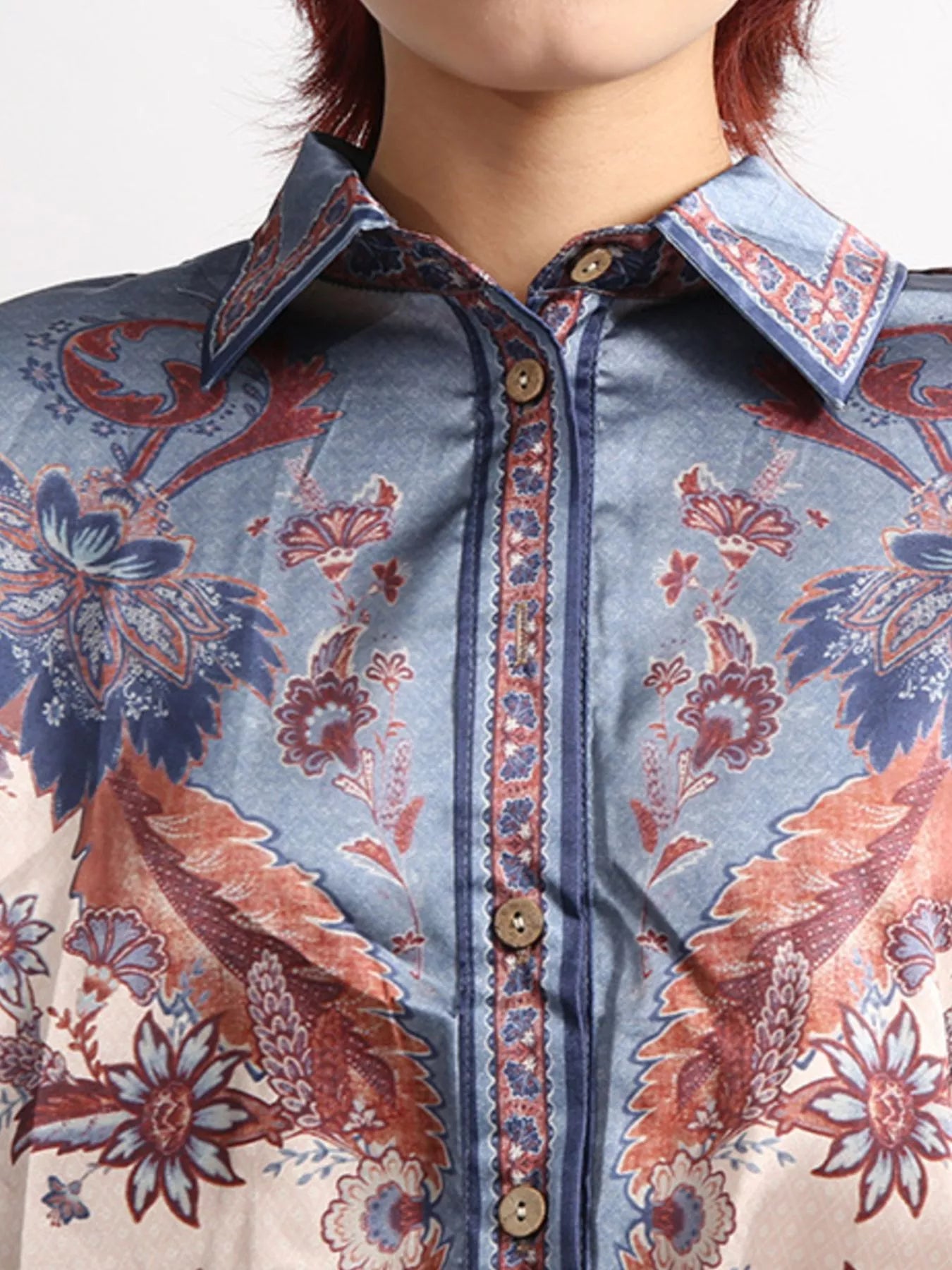 Midnight Garden Set – floral print long sleeve button-front shirt with matching drawstring shorts two-piece outfit.