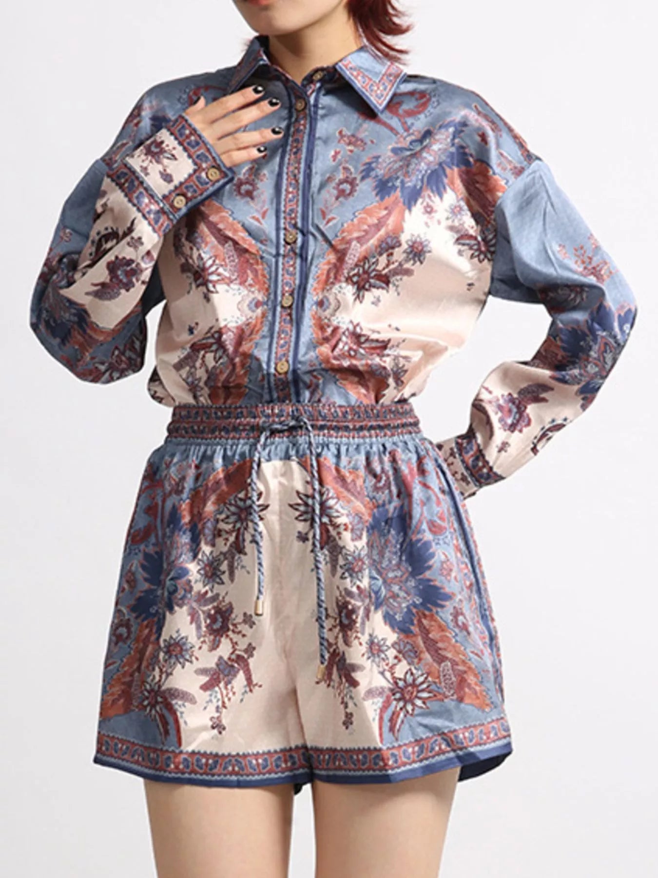 Midnight Garden Set – floral print long sleeve button-front shirt with matching drawstring shorts two-piece outfit.