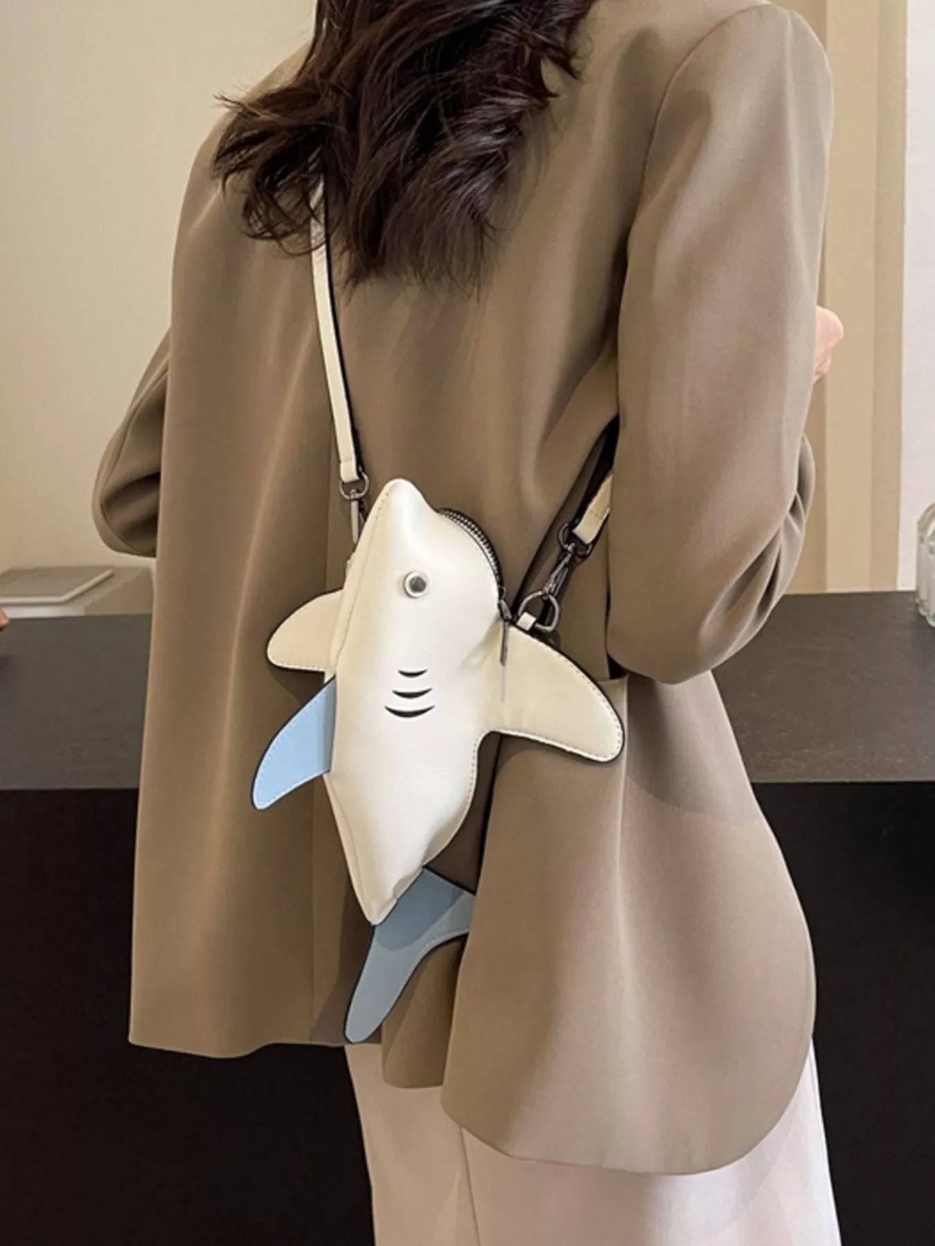 Shark-shaped mini crossbody bag made from PU leather with fin details and zip closure