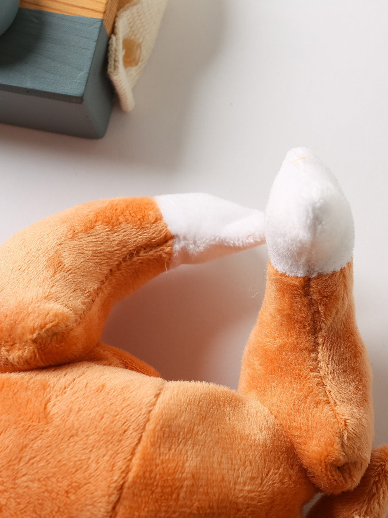  a plush turkey-shaped pet hat
